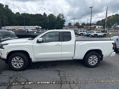 2023 Nissan Frontier SV