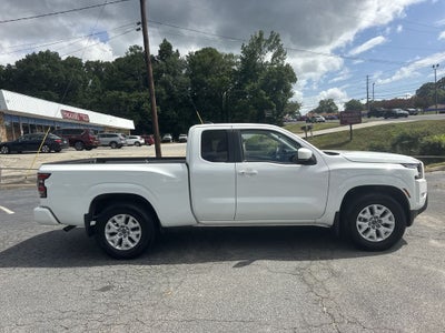 2023 Nissan Frontier SV