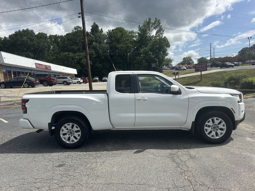2023 Nissan Frontier SV