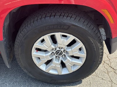 2022 Nissan Frontier SV
