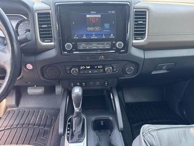 2022 Nissan Frontier SV