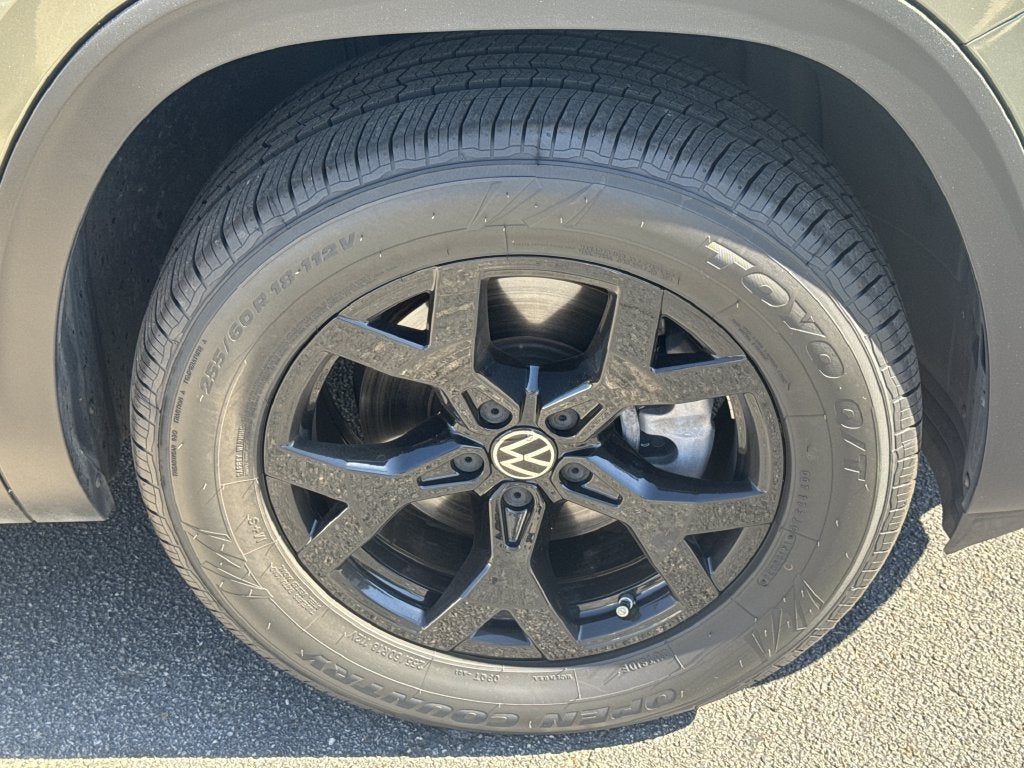 2024 Volkswagen Atlas 2.0T Peak Edition SE w/Technology