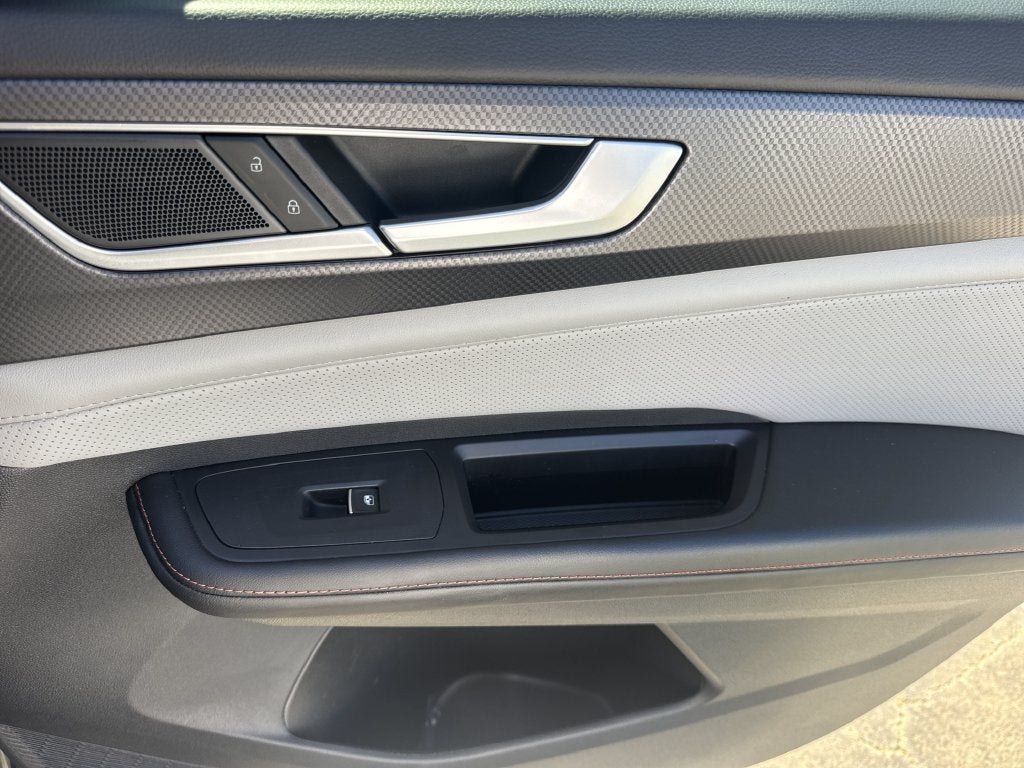 2024 Volkswagen Atlas 2.0T Peak Edition SE w/Technology
