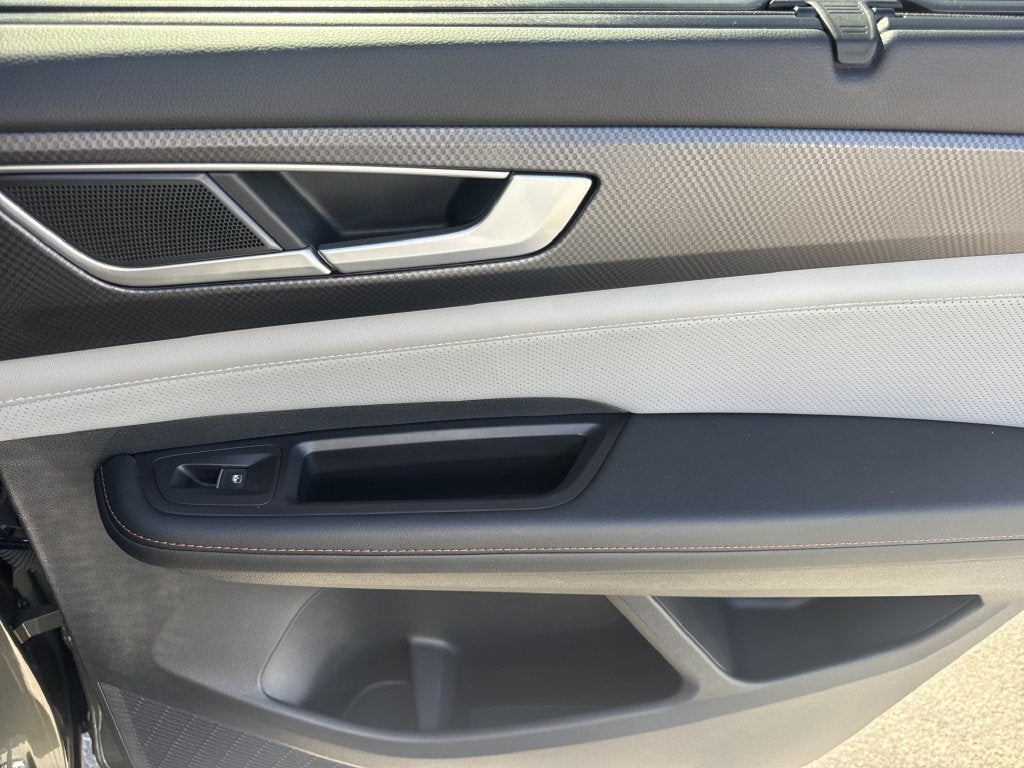 2024 Volkswagen Atlas 2.0T Peak Edition SE w/Technology