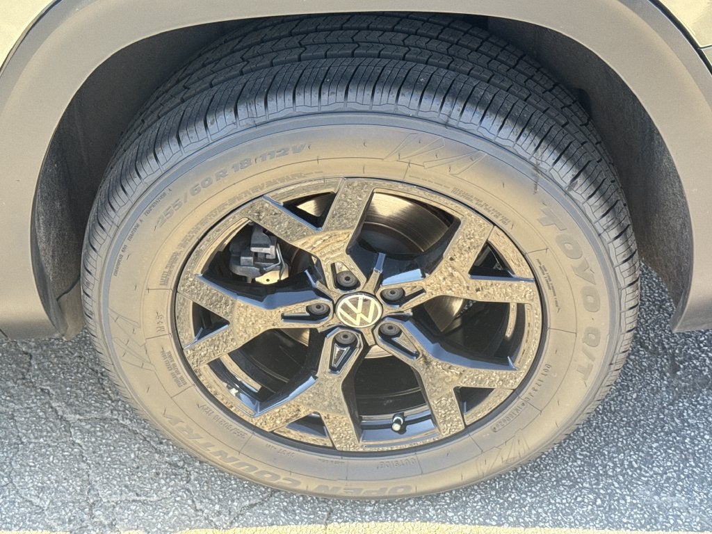 2024 Volkswagen Atlas 2.0T Peak Edition SE w/Technology