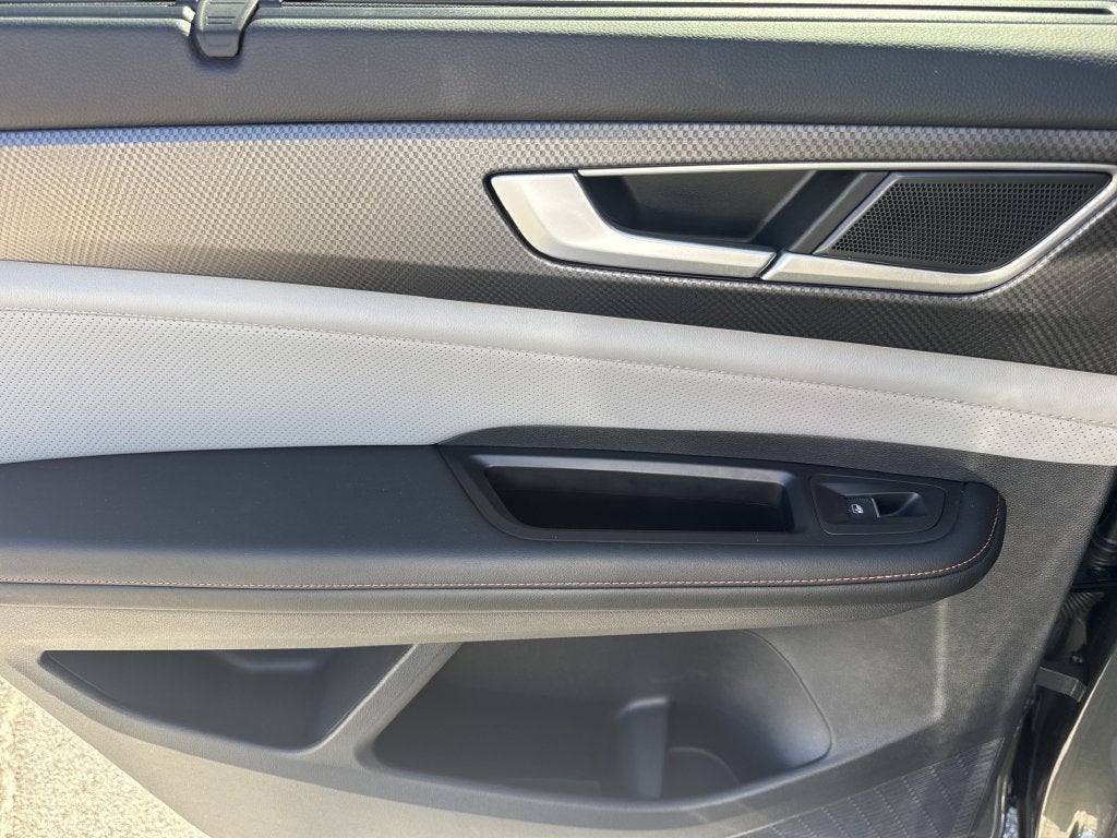 2024 Volkswagen Atlas 2.0T Peak Edition SE w/Technology