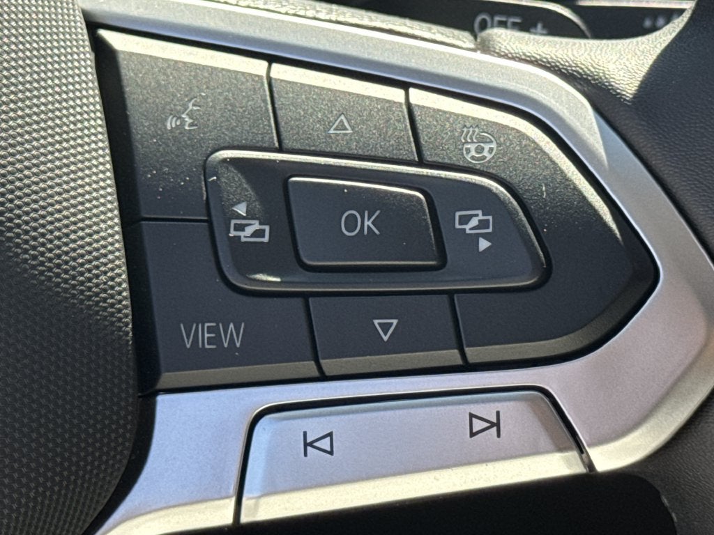 2024 Volkswagen Atlas 2.0T Peak Edition SE w/Technology