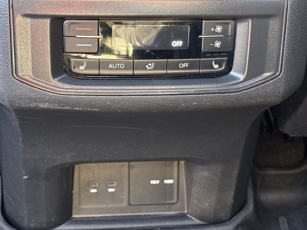 2022 Volkswagen Atlas 3.6L V6 SEL Premium R-Line