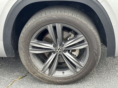 2021 Volkswagen Atlas Cross Sport 3.6L V6 SE w/Technology R-Line