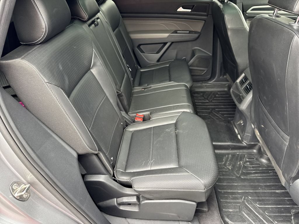 2021 Volkswagen Atlas Cross Sport 3.6L V6 SE w/Technology R-Line