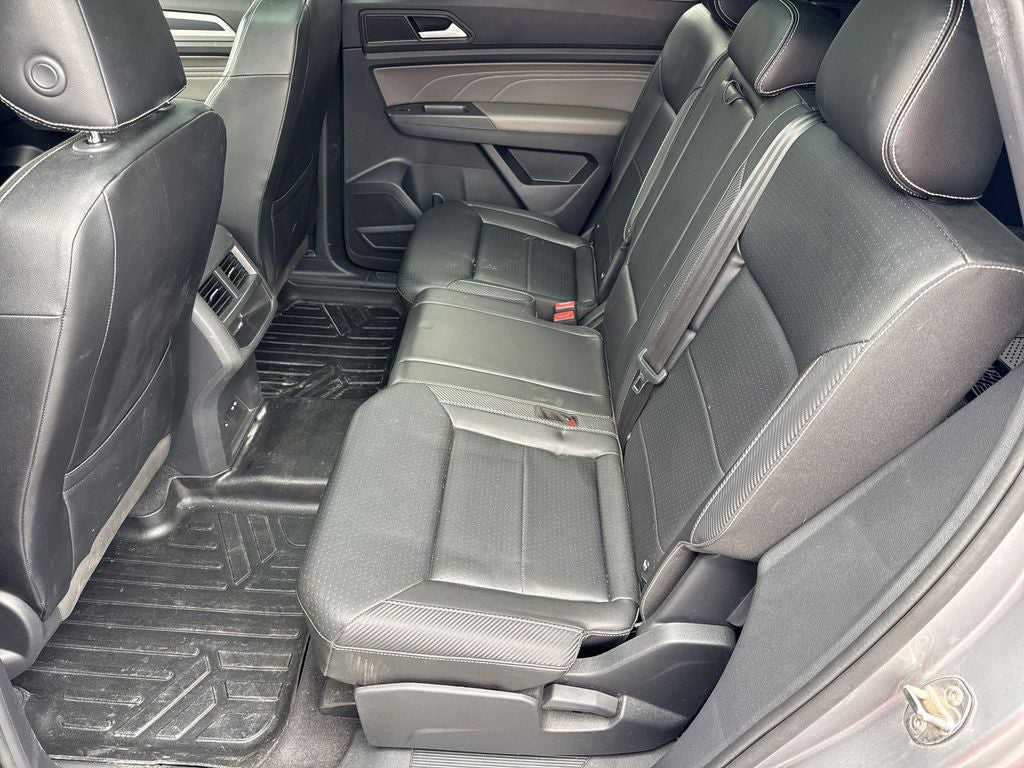 2021 Volkswagen Atlas Cross Sport 3.6L V6 SE w/Technology R-Line
