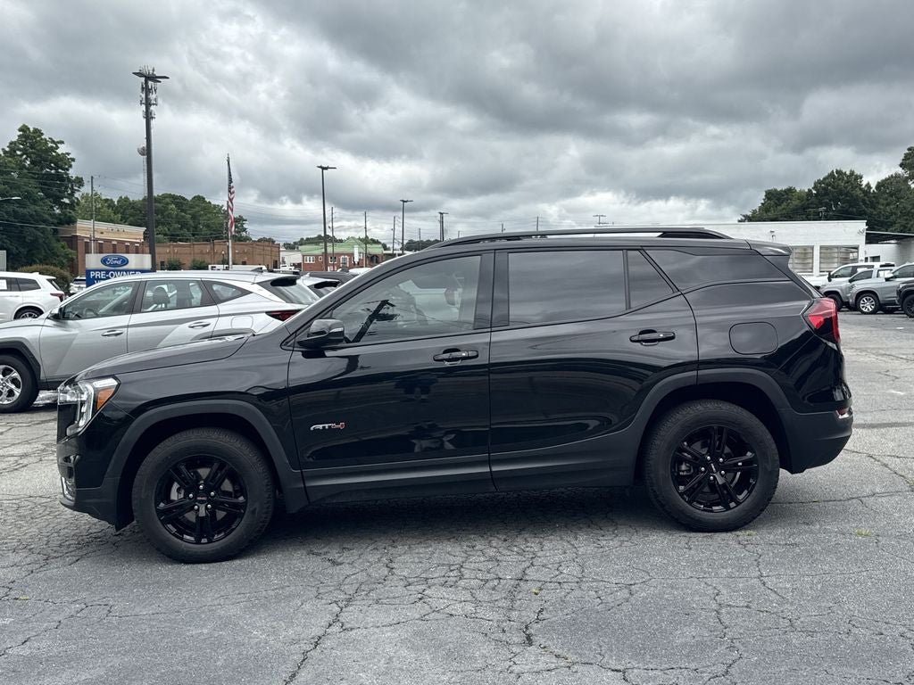 2024 GMC Terrain AT4