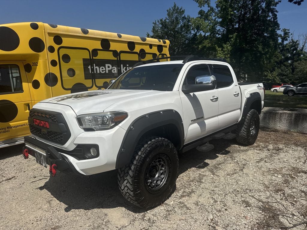 2017 Toyota Tacoma Limited V6