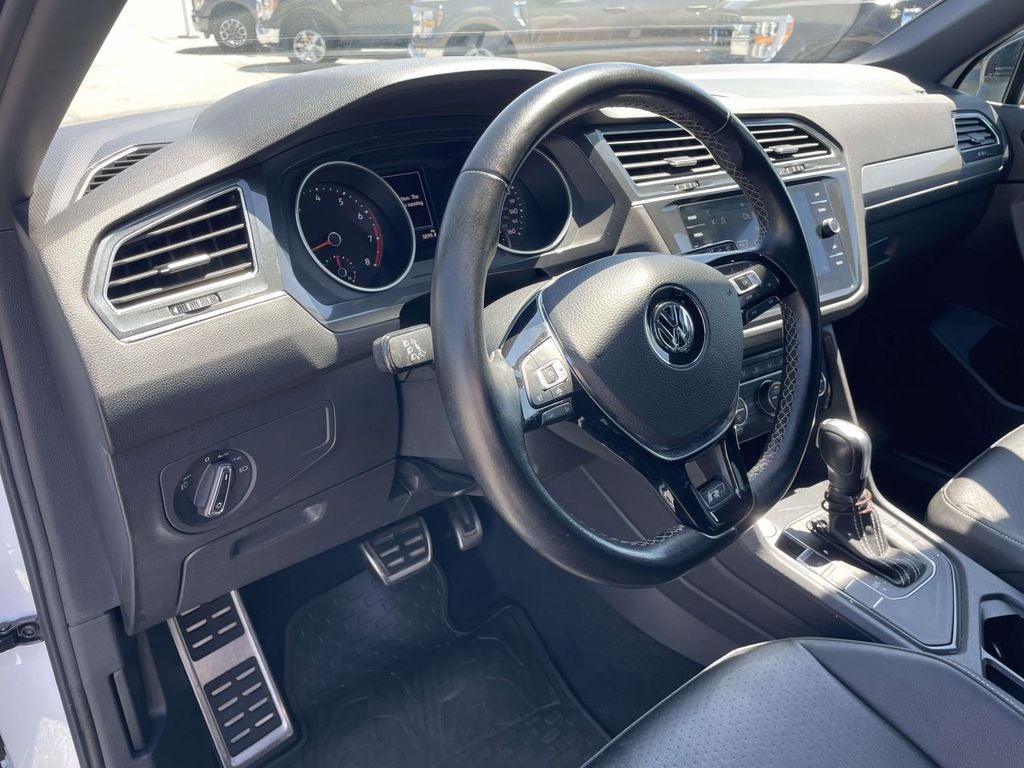 2021 Volkswagen Tiguan 2.0T SE R-Line Black