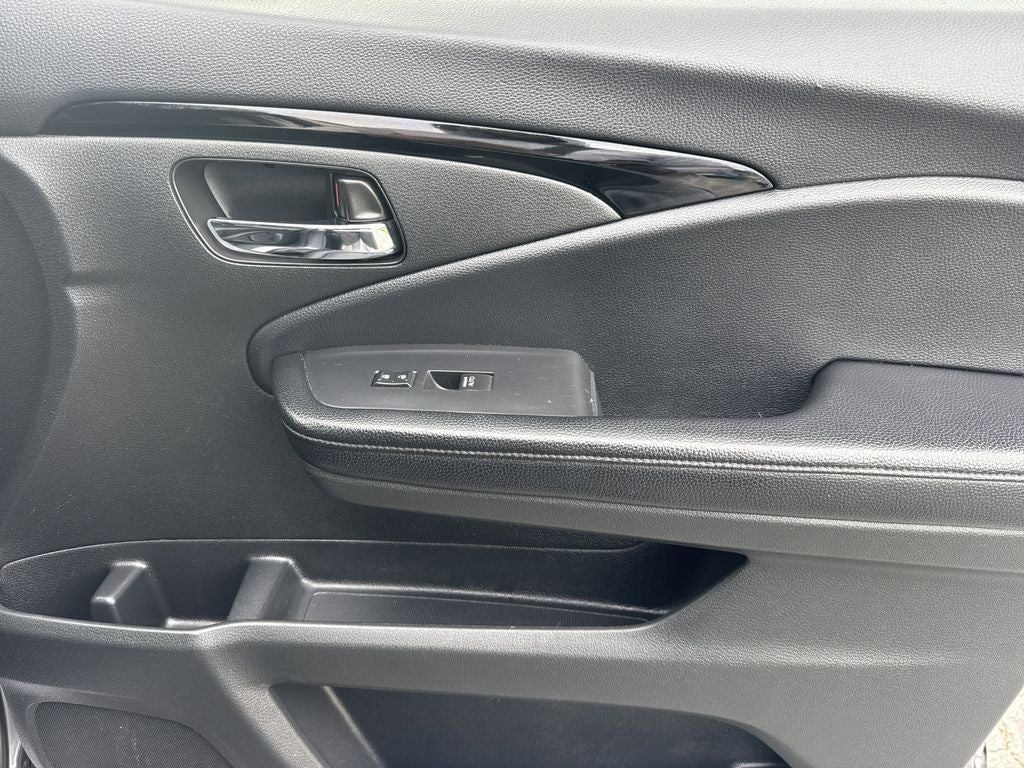 2020 Honda Pilot Touring 8 Passenger