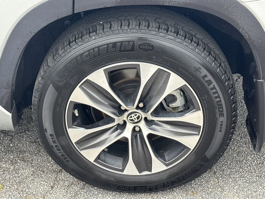 2020 Toyota Highlander XLE
