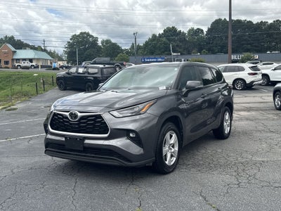 2024 Toyota Highlander LE