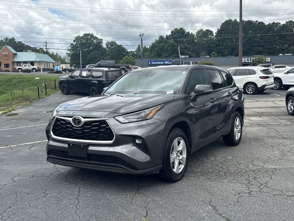 2024 Toyota Highlander LE
