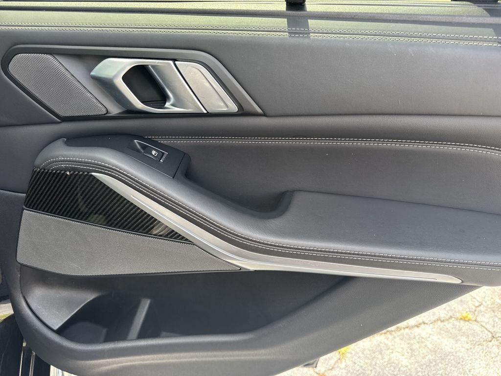 2021 BMW X5 M50i
