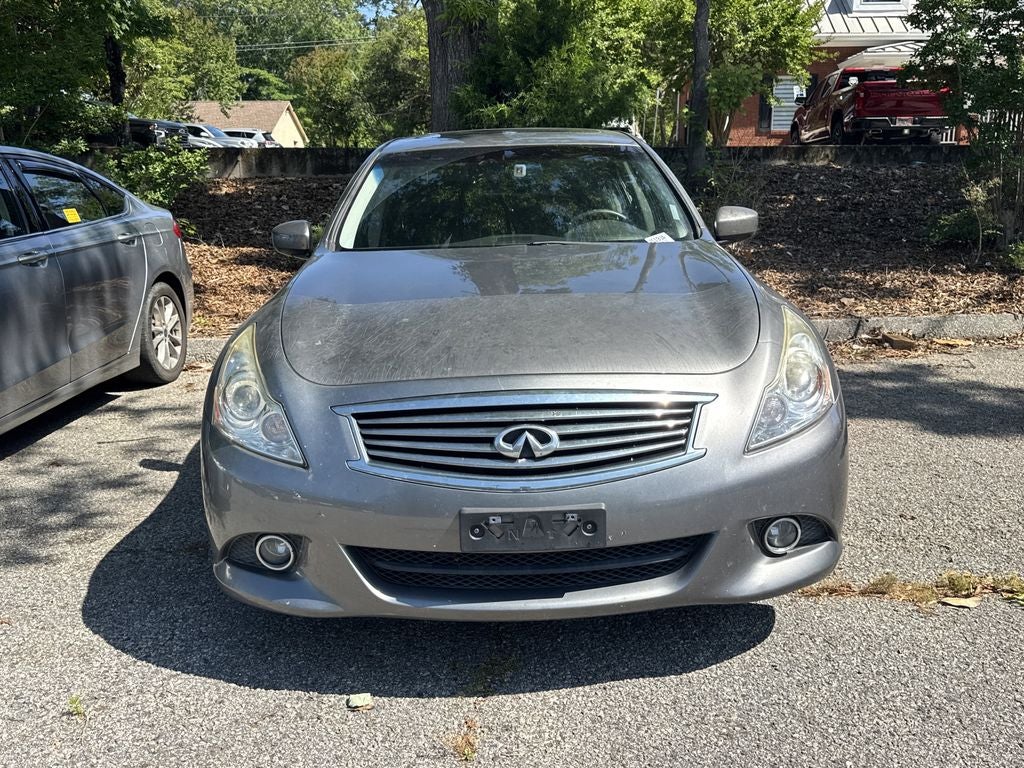 2015 INFINITI Q40 Base
