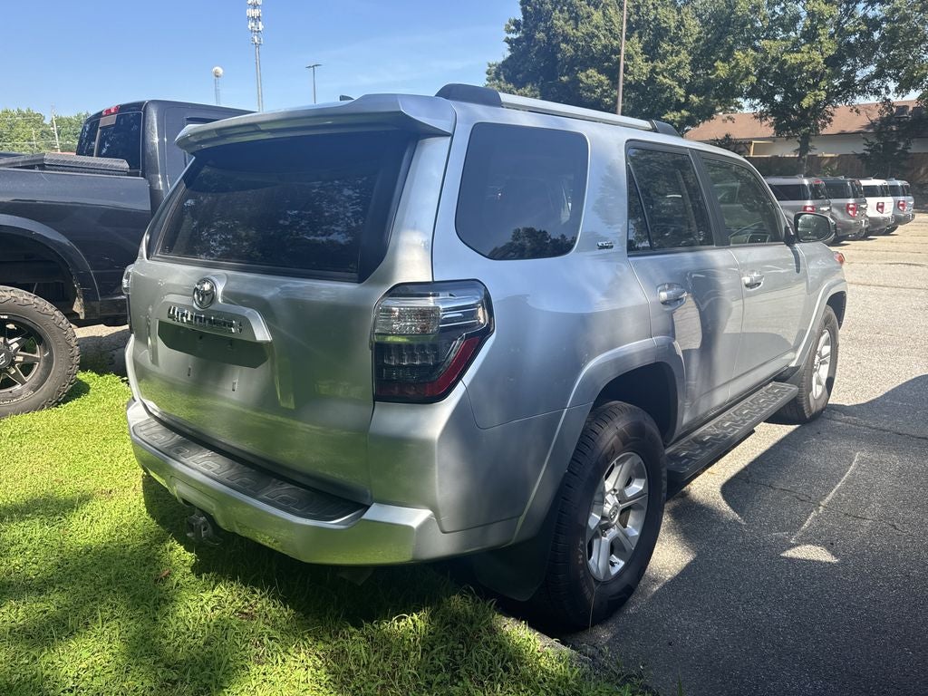 2022 Toyota 4Runner SR5