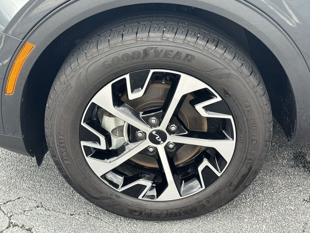 2024 Kia Sportage EX