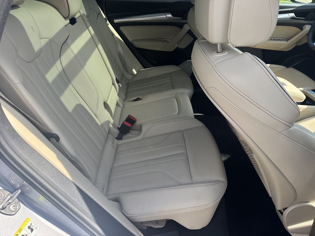 2025 Audi Q5 45 S line Premium quattro