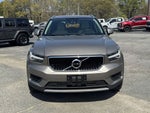 2022 Volvo XC40 Momentum