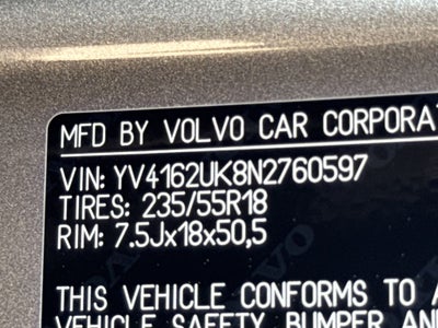 2022 Volvo XC40 Momentum