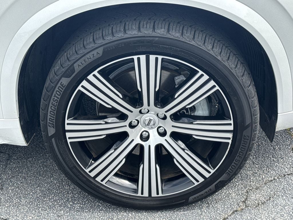 2022 Volvo XC90 Recharge Plug-In Hybrid T8 Inscription 7 Passenger