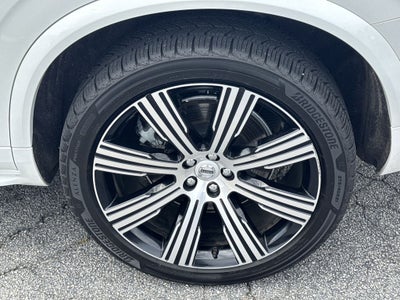 2022 Volvo XC90 Recharge Plug-In Hybrid T8 Inscription 7 Passenger