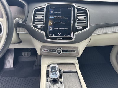 2022 Volvo XC90 Recharge Plug-In Hybrid T8 Inscription 7 Passenger