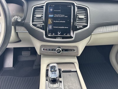 2022 Volvo XC90 Recharge Plug-In Hybrid T8 Inscription 7 Passenger