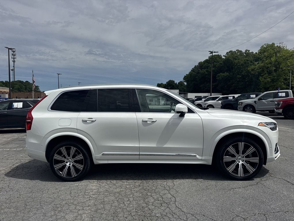 2022 Volvo XC90 Recharge Plug-In Hybrid T8 Inscription 7 Passenger