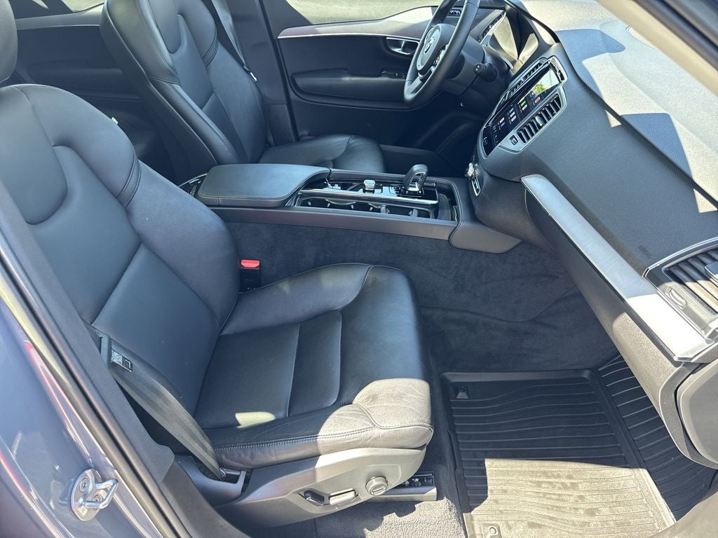 2023 Volvo XC90 B5 Core