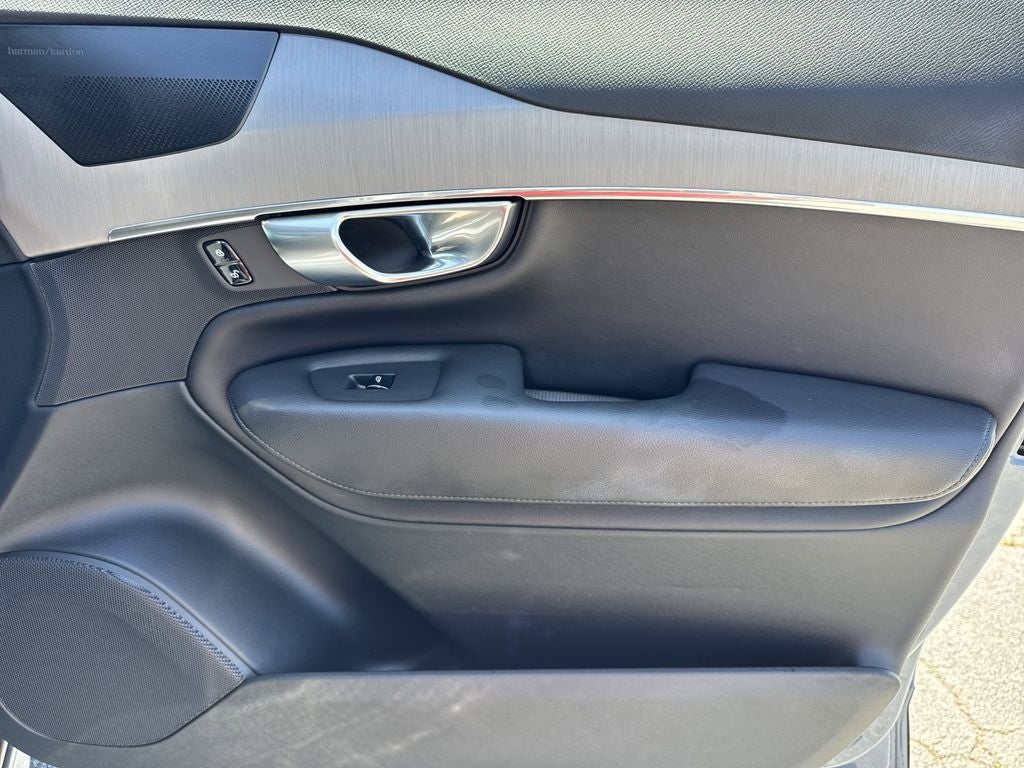 2023 Volvo XC90 B5 Core