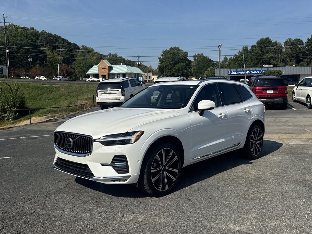 2023 Volvo XC60 B5 Ultimate Bright Theme