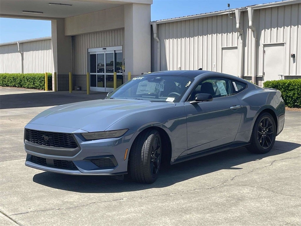 2025 Ford Mustang EcoBoost