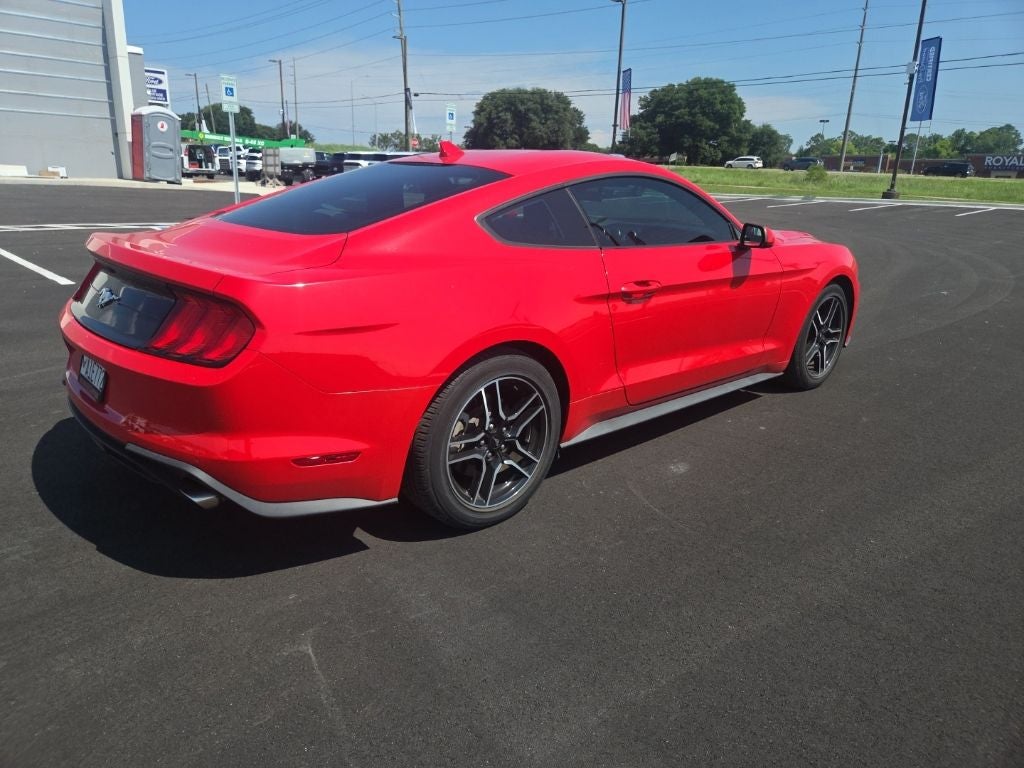 2021 Ford Mustang EcoBoost
