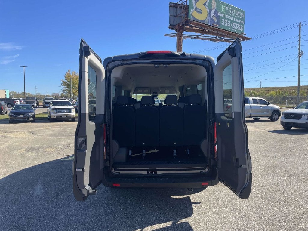 2027 Ford Transit-350 XLT