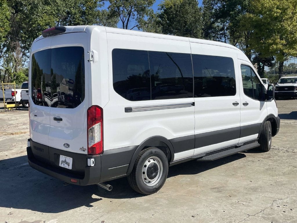 2027 Ford Transit-350 XLT
