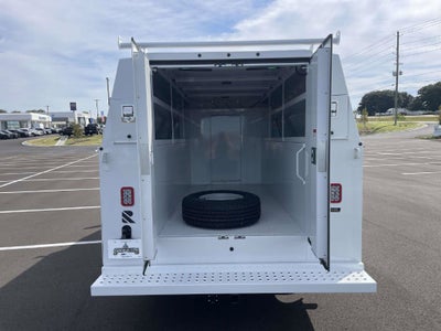 2027 Ford E-350SD Base Cutaway