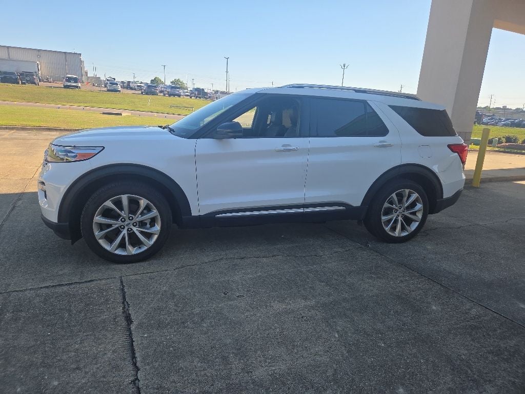 2023 Ford Explorer Platinum