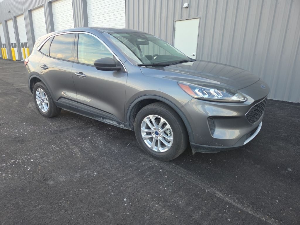 2022 Ford Escape Hybrid SE
