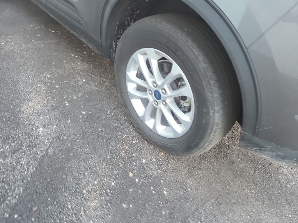 2022 Ford Escape Hybrid SE