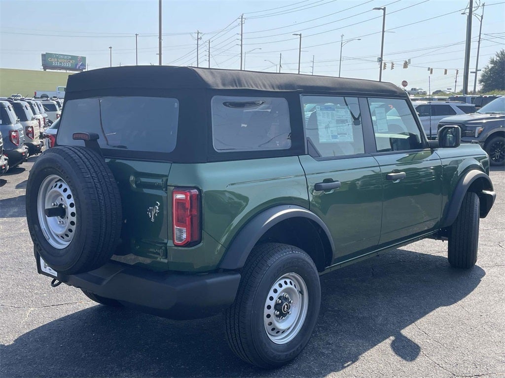 2025 Ford Bronco Base