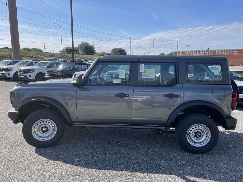 2025 Ford Bronco Base