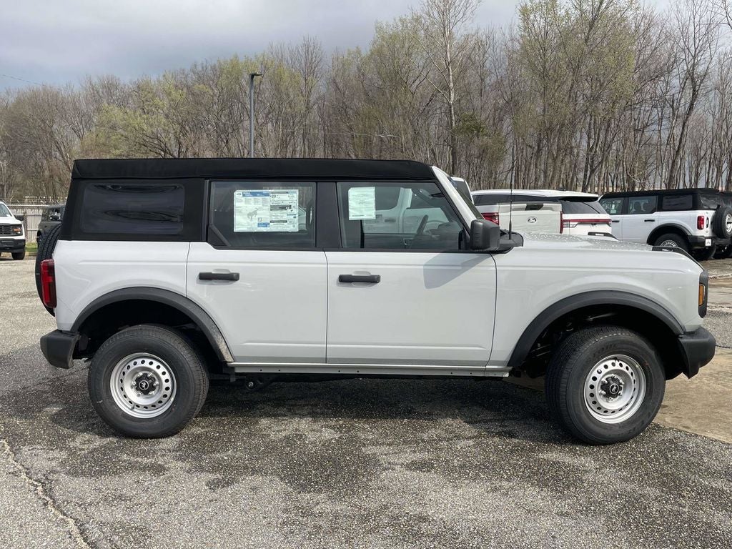 2026 Ford Bronco Base