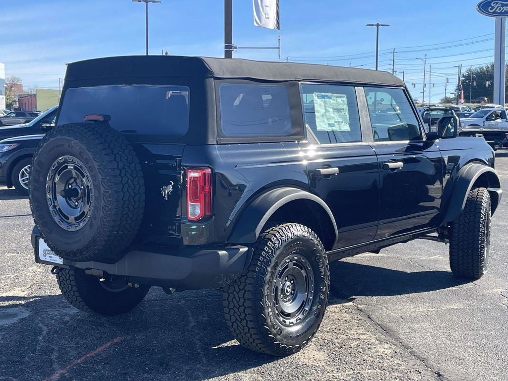 2025 Ford Bronco Base