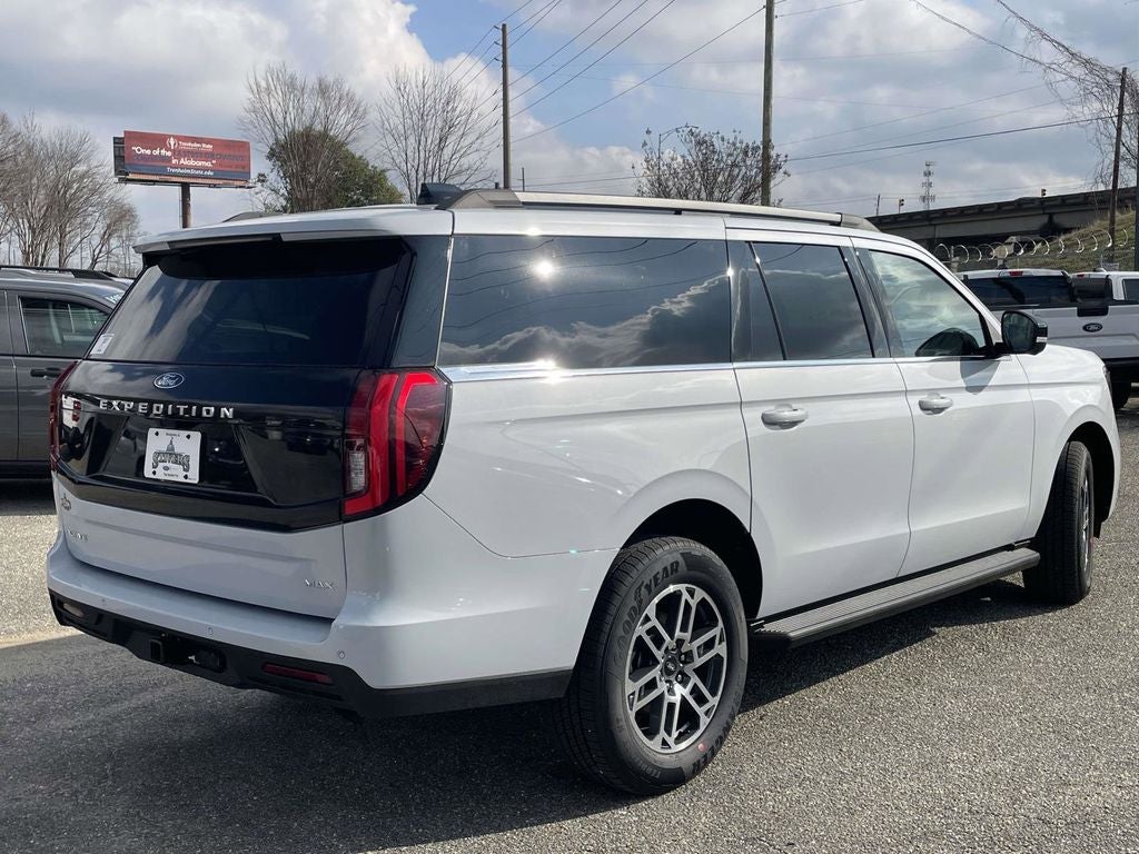 2026 Ford Expedition Max Active